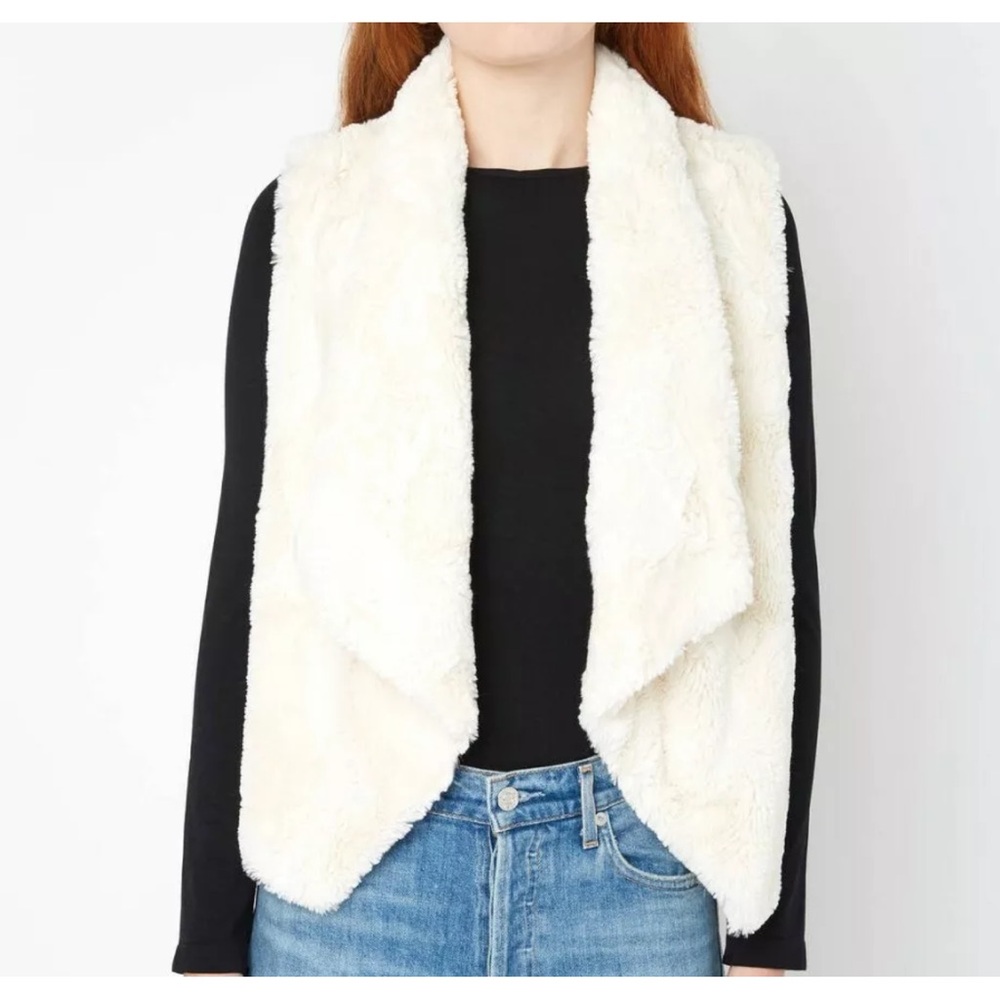 Jack by BB Dakota Ivory Faux Fur Vest NWT medium
